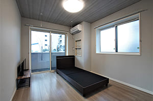 洋室（家具・家電付住戸、101号室）