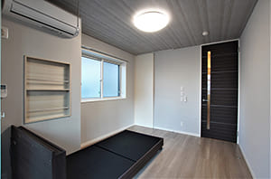 洋室（家具・家電付住戸、101号室）